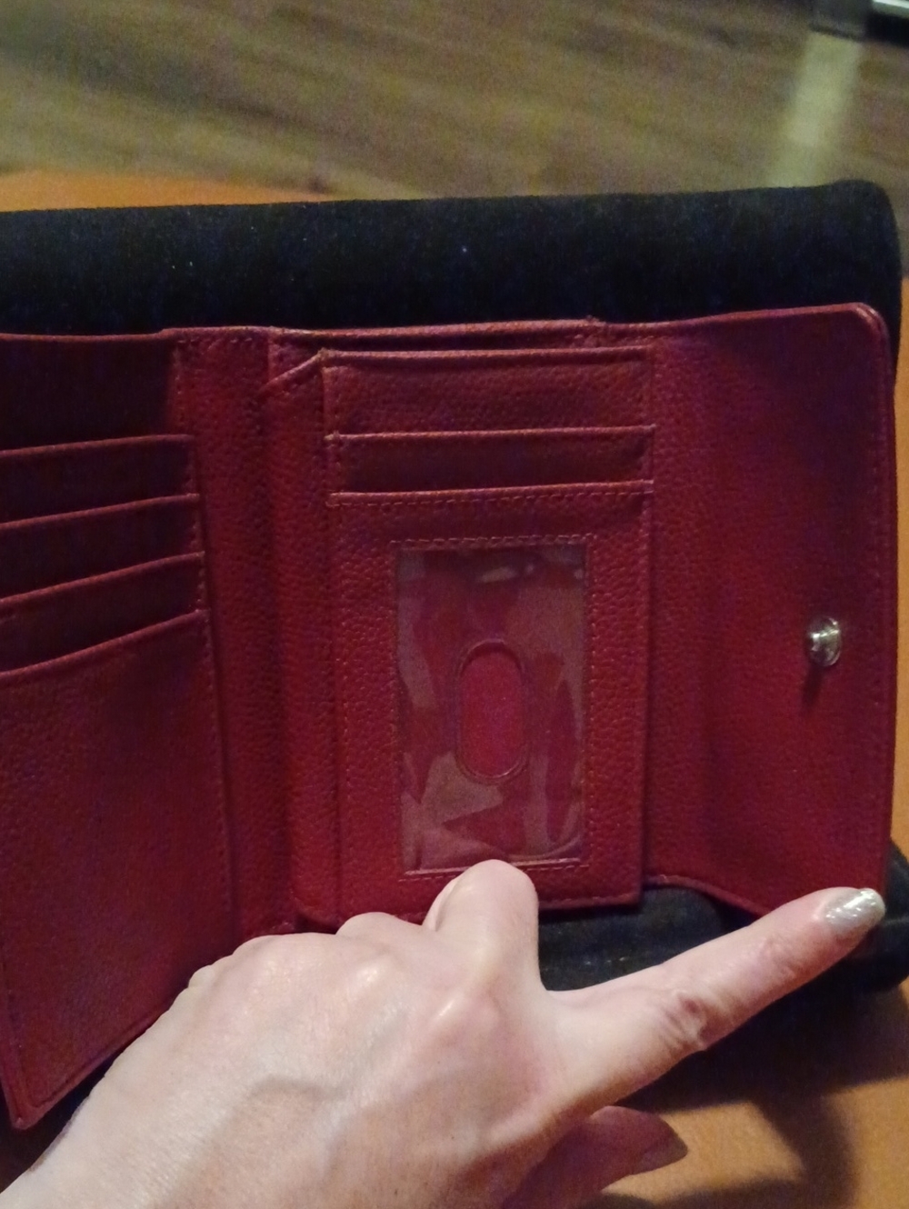 > Red Leather Wallet - Picture 7 of 10